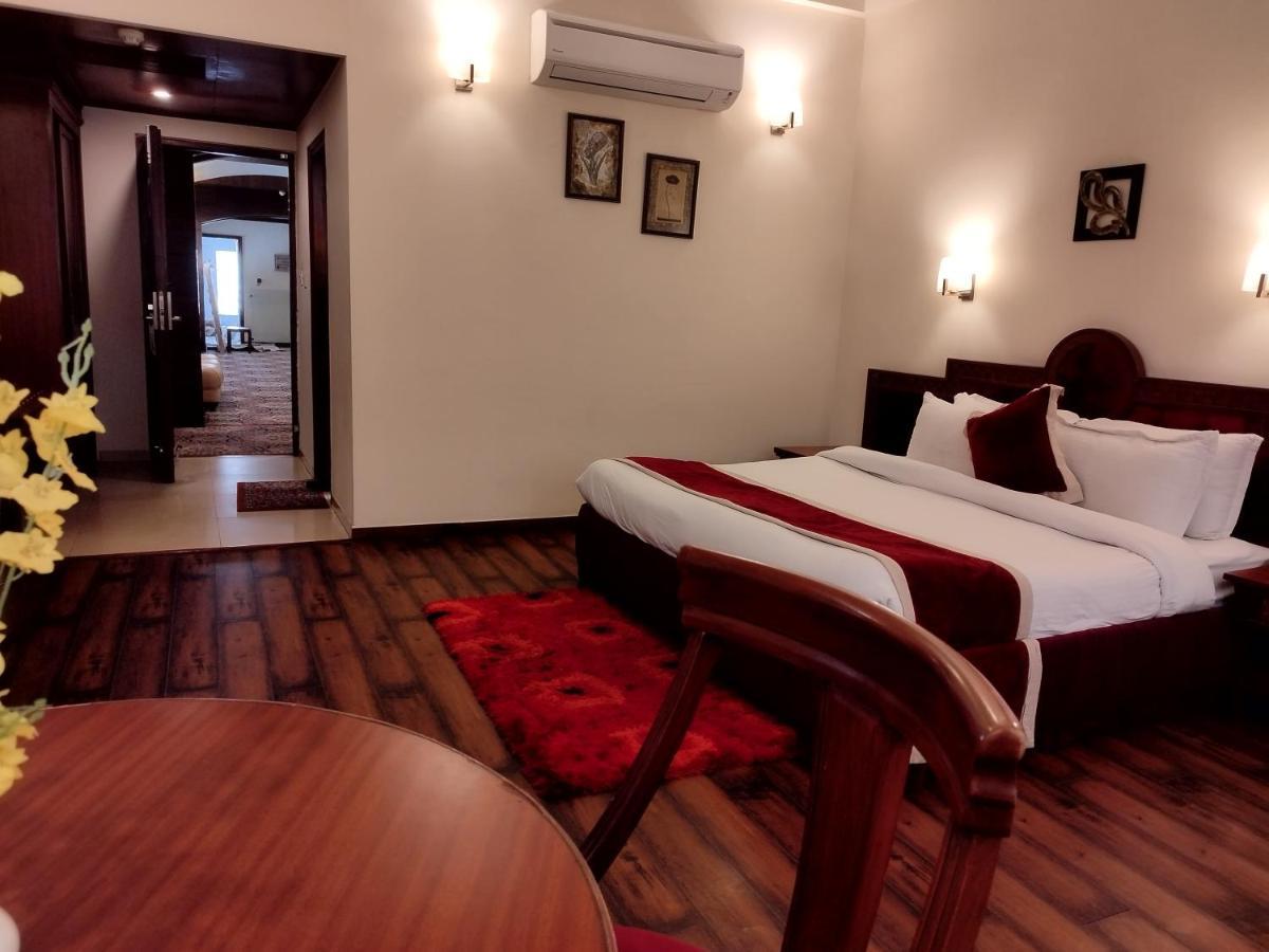 Hotel Sepal Bathinda Exterior photo