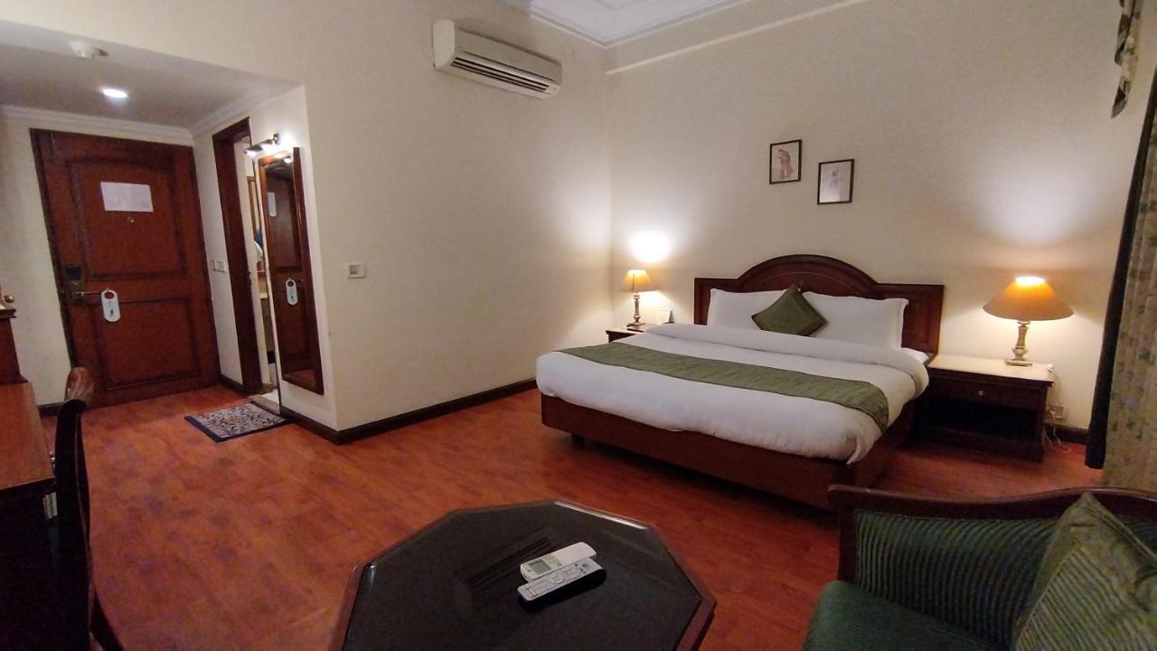 Hotel Sepal Bathinda Exterior photo